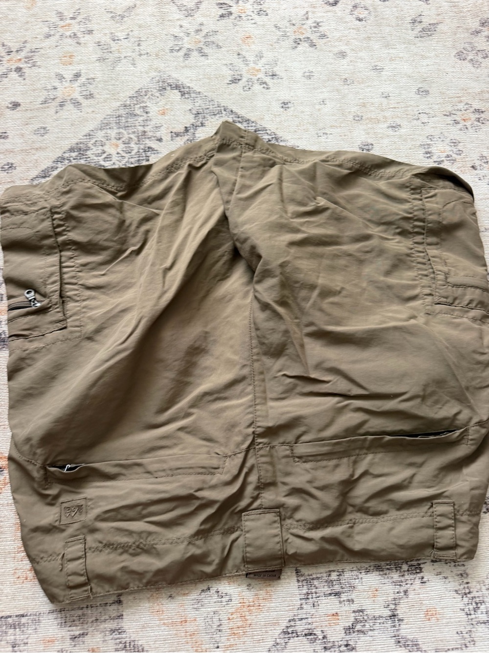 REI Women's Olive Cargo Shorts - Picture 3 of 3